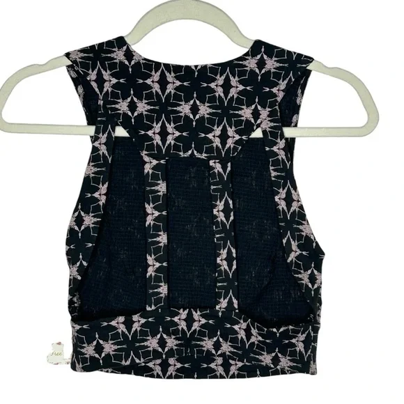 Free PeopleBack Cutout Crop Top NWT - Picture 2 of 9